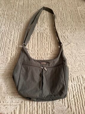 Baggallini Gray Nylon Crossbody Shoulder Bag Lightweight Travel Multi Pocket